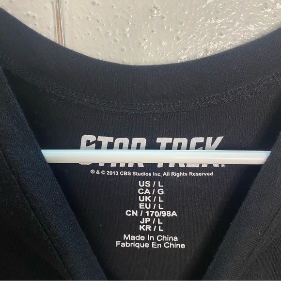 Star Trek tank top. - Picture 6 of 9